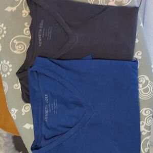 Two Kenneth Cole Classic V Neck Tee Shirt  Blue And Gray XL